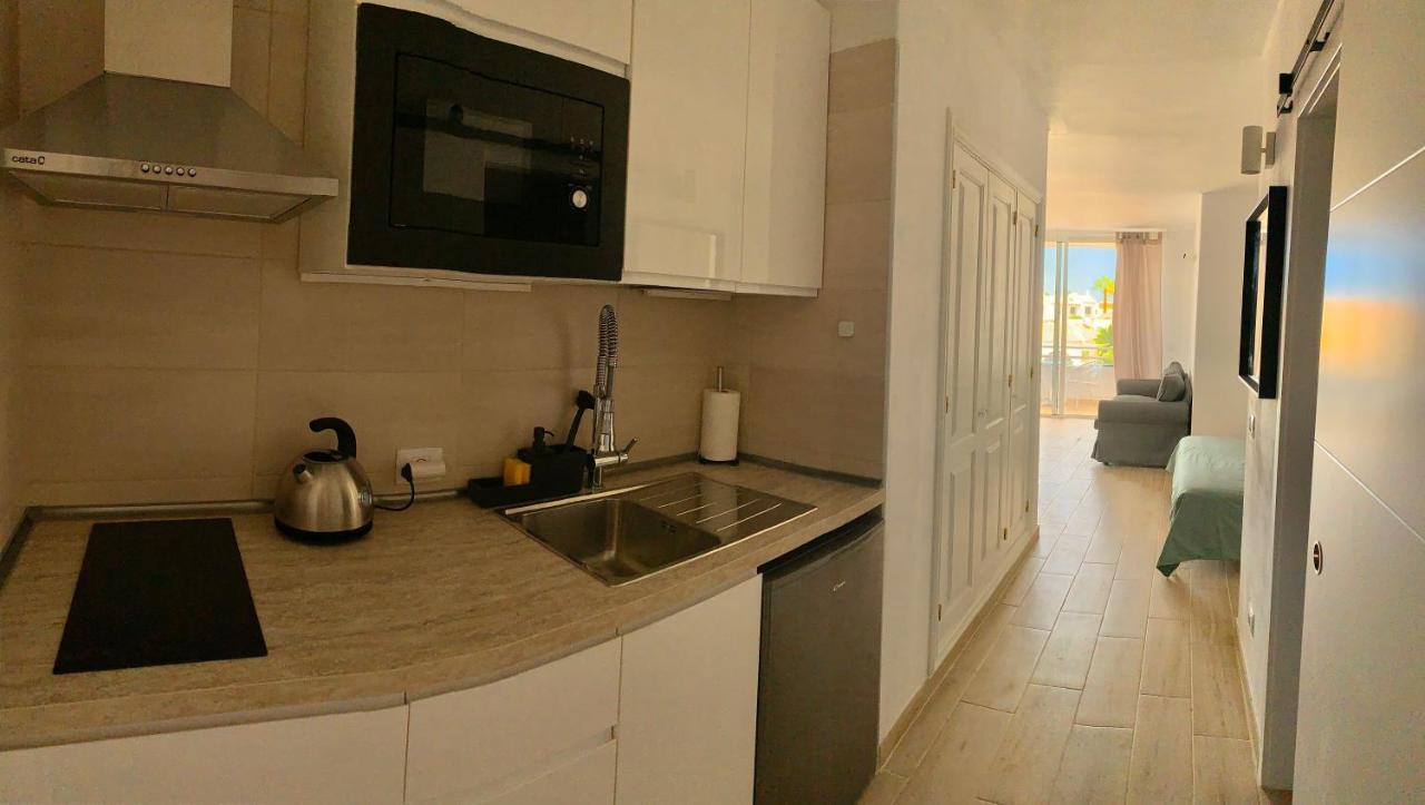 Modern Apartment With Pool In Golf Del Sur Сан Мигел де Абона Екстериор снимка
